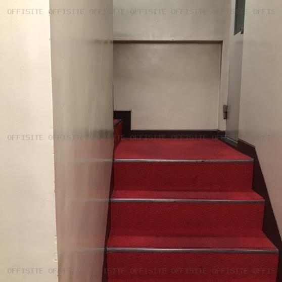 伊藤ビルの階段