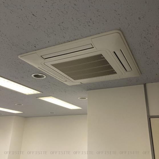 日本文芸社ビルの1階 空調設備