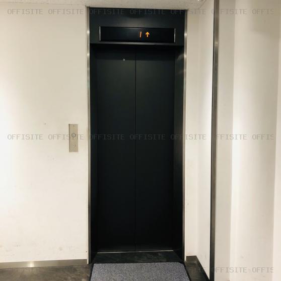西池本田ビルのエレベーター