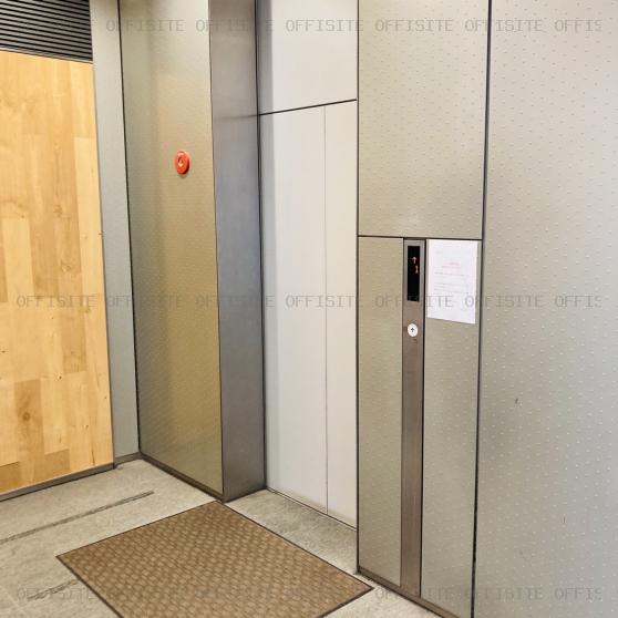 銀座一丁目ビルのエレベーター