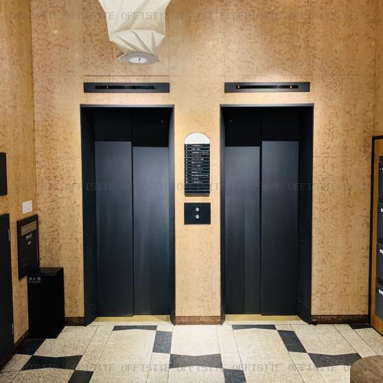 銀座風月堂のエレベーター