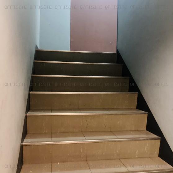 シグマビルの階段