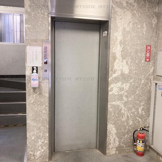 ダイアン麹町ビルのエレベーター