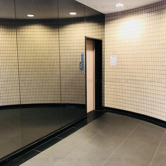 三田ＳＳビルのエレベーターホール