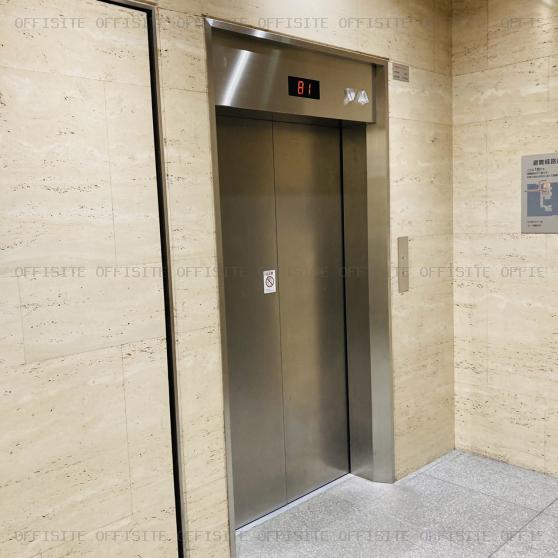 オーク赤坂ビルのエレベーター