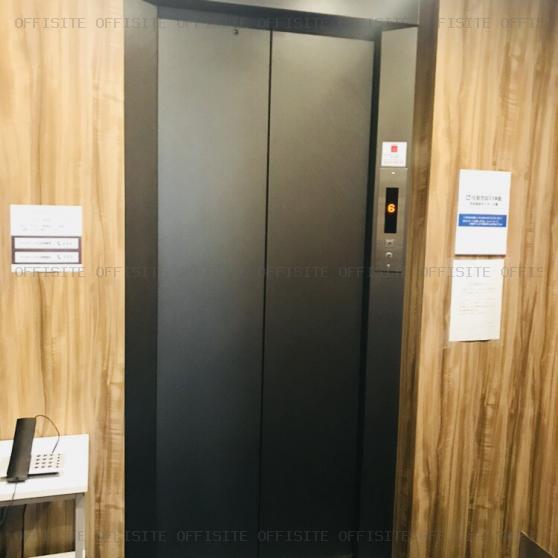 インテリックス青山通ビルのエレベーター