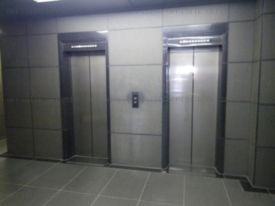 日昭ビルのエレベーター