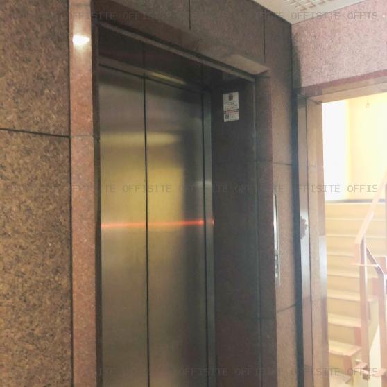 アニス南青山のエレベーター
