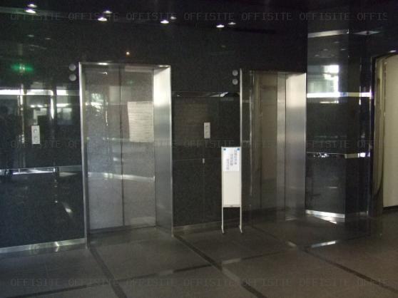 Ｉ・Ｓリバーサイドビルのエレベーターホール