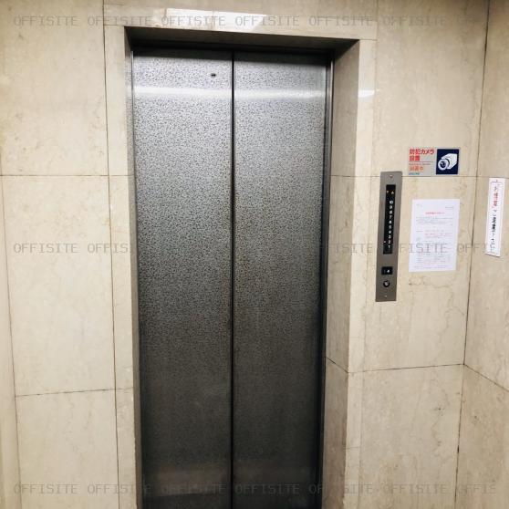 細田ビルのエレベーター