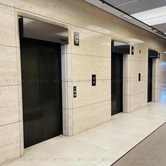 幸ビルディング（ＴＫＰ新橋カンファレンスセンター）のエレベーター