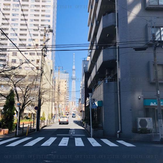 ＯＮＥＳＴ錦糸町スクエアのビル前面道路