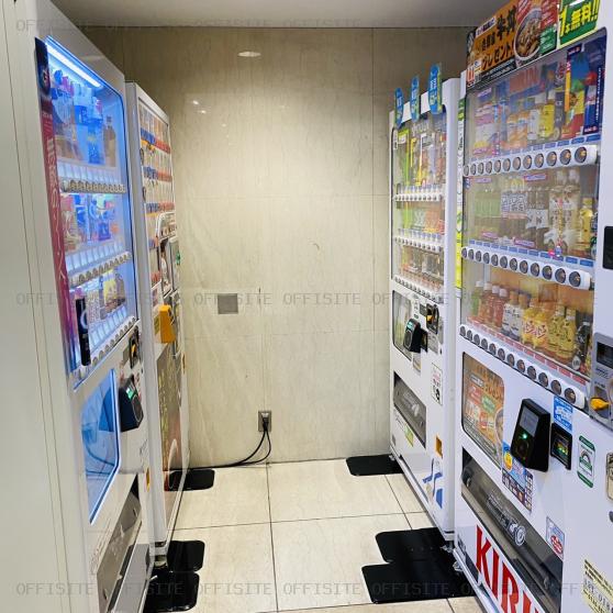 東京トラフィック錦糸町ビルの自動販売機