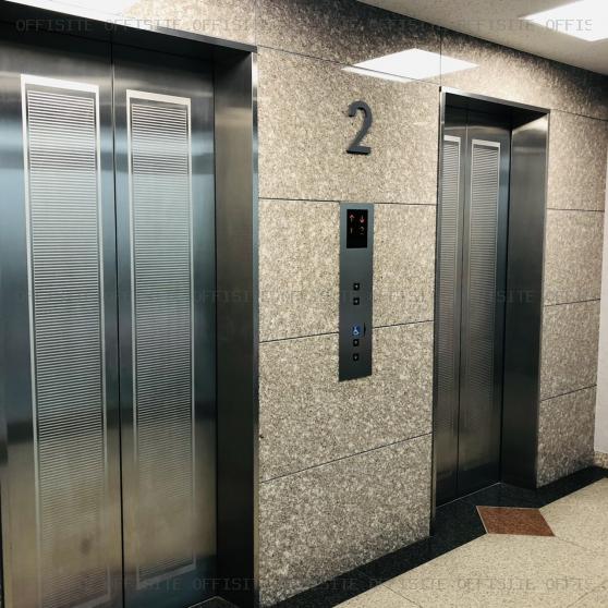 三和港南ビルのエレベーター