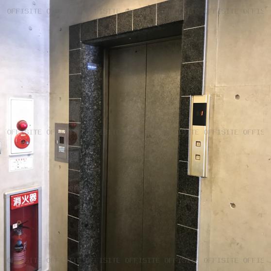 冨貴ビルのエレベーター