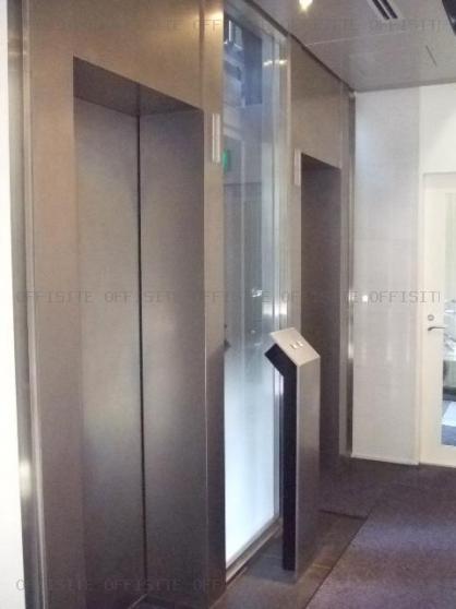 八重洲香川ビルディングのエレベーター