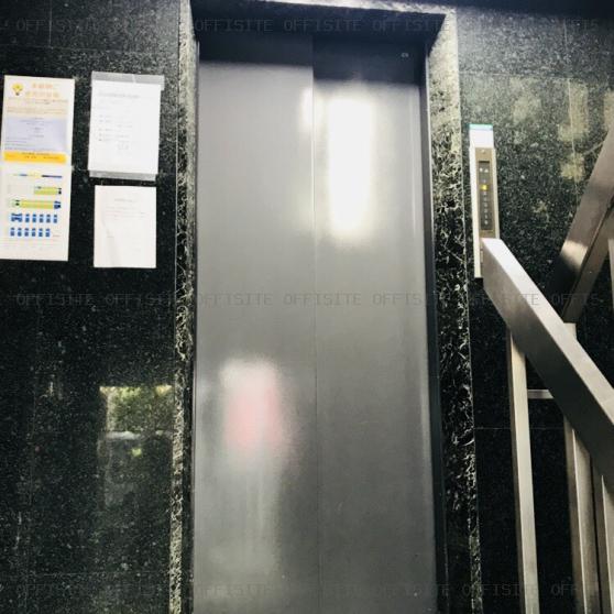 雨宮ビルのエレベーター