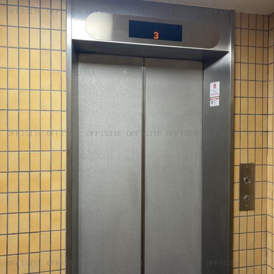 赤坂ヒルサイドのエレベーター