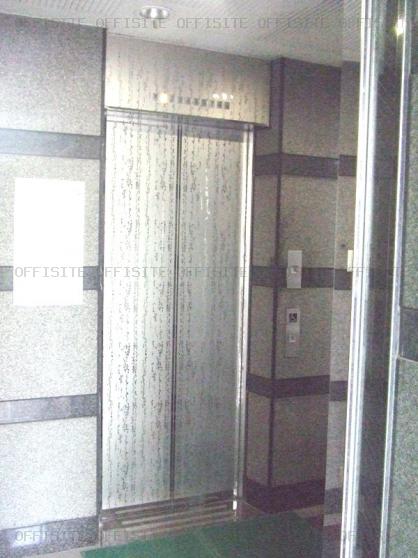 上州屋ビルのエレベーター