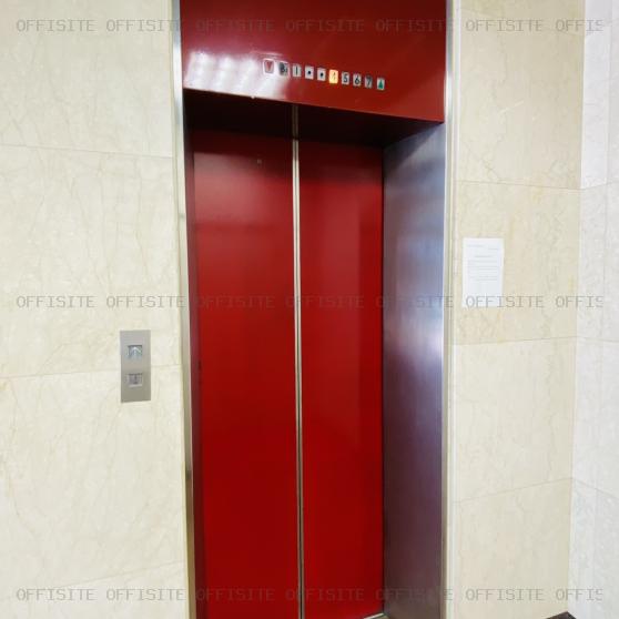 中島ビルのエレベーター