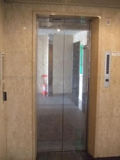 モアクレスト高田馬場のエレベーター