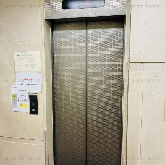 大宮あづまビルのエレベーター