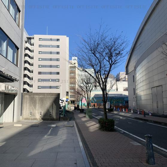 ＡＲ新横浜ビルの前面道路