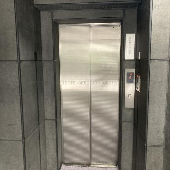 徳舛ビルのエレベーター