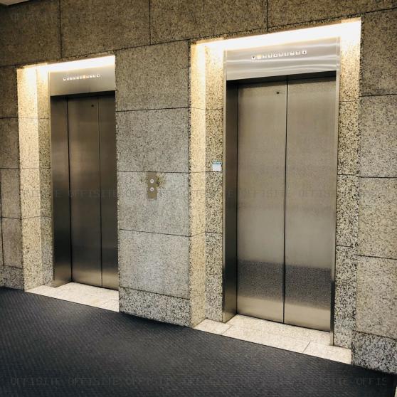 第２龍名館ビルのエレベーター