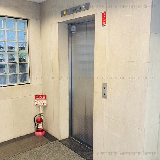 大島ビルのエレベーター