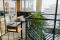 恵比寿ガーデンプレイスタワーの奇数階と偶数階にメゾネットのリフレッシュラウンジ