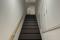 日本橋羅苧豆（にほんばしろーず）ビルの階段