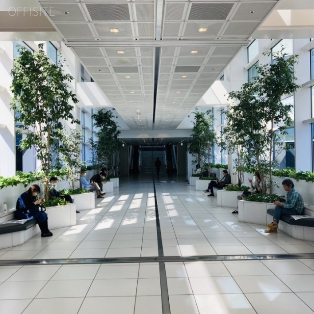 幕張テクノガーデン C棟 エントランス