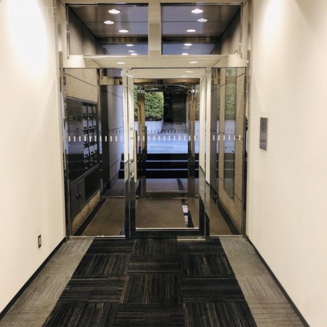 共同ビル一番町 エントランス