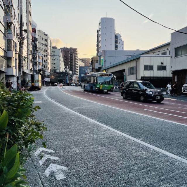 松本ビル ビル前面道路