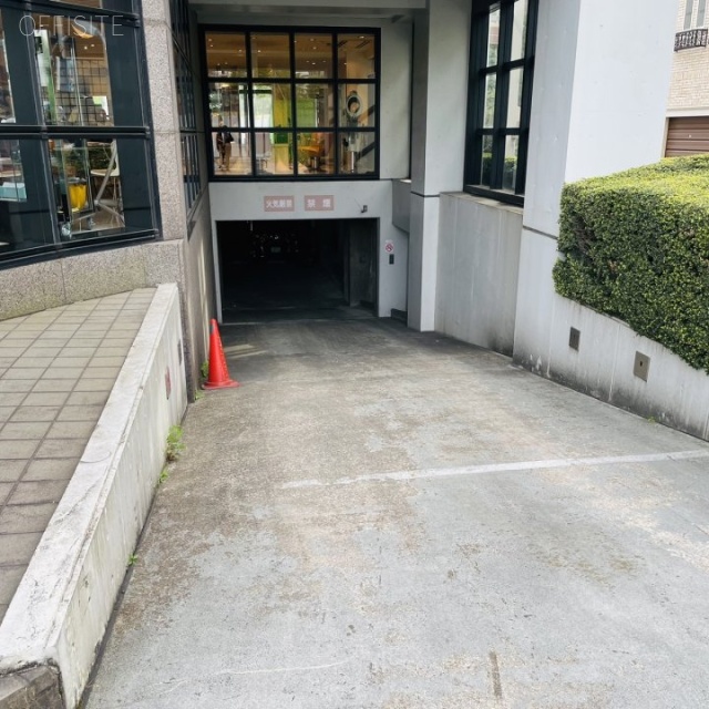 渋谷董友ビルⅤ 駐車場