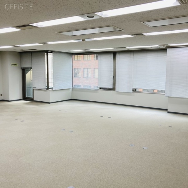 虎ノ門鈴木ビル 室内