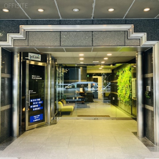 京橋中央ビル エントランス