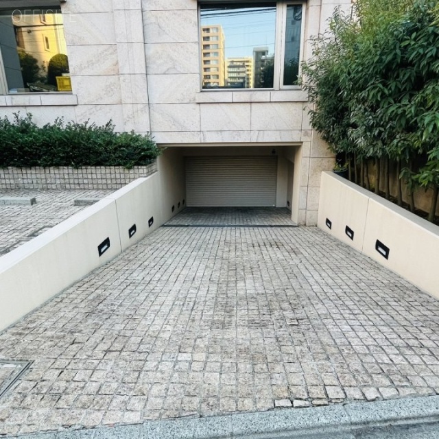 一番町館 駐車場