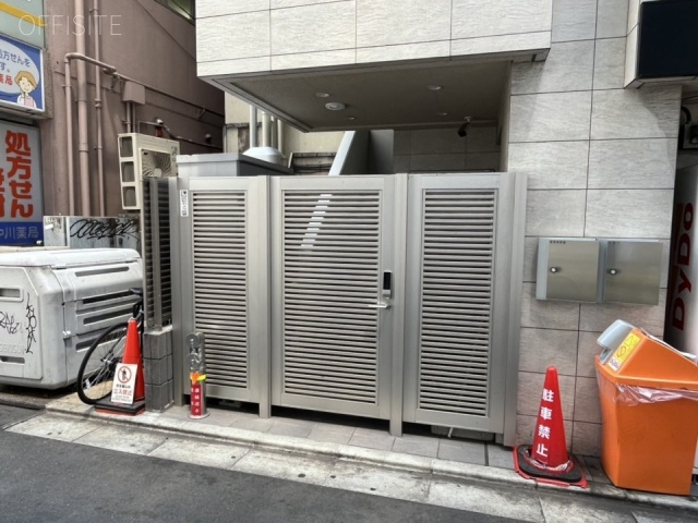 リトレ三軒茶屋ビル 外観