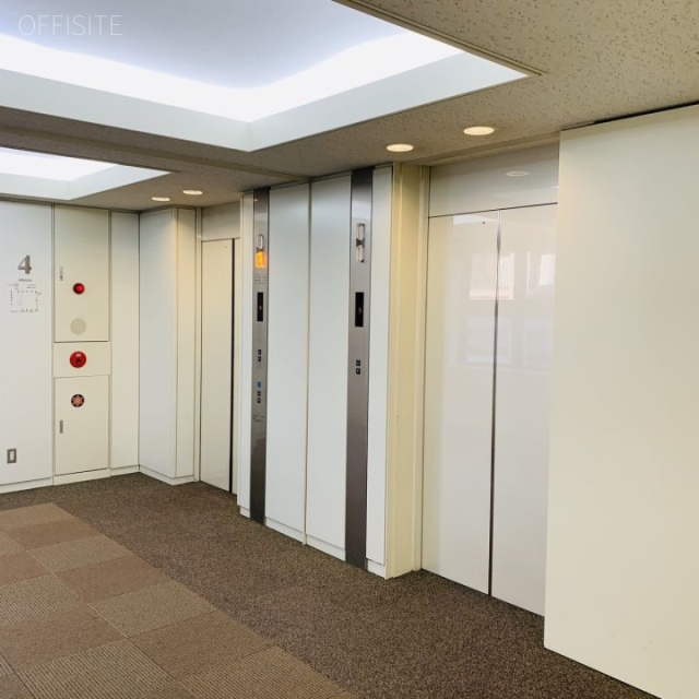 青山ファーストビル エレベーター