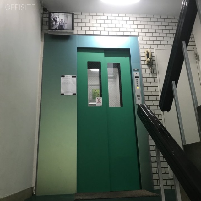 昭和ビル エレベーター