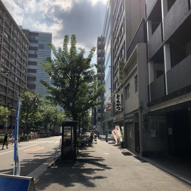鈴中ビル大森ANNEX ビル前面道路