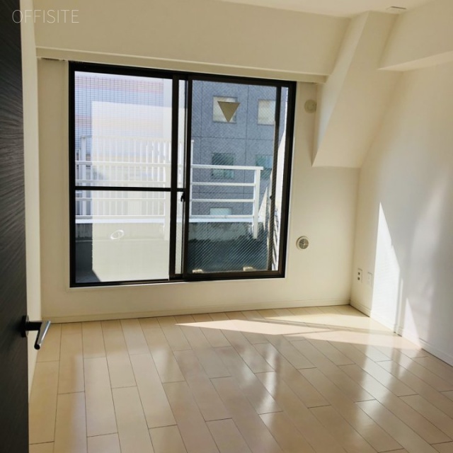 アークシティ池袋 室内