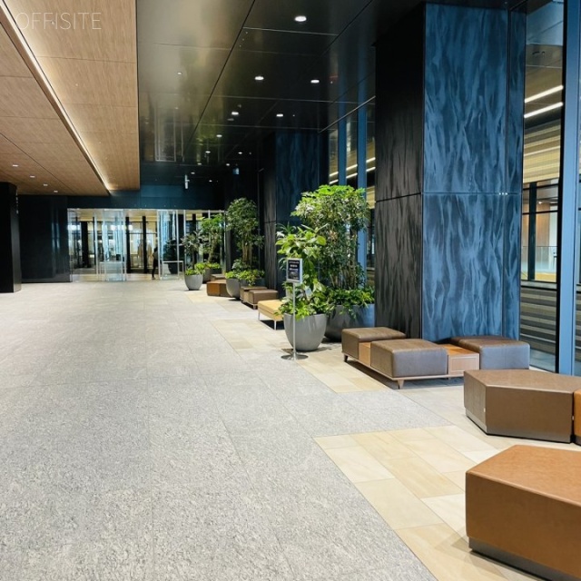 CO・MO・RE YOTSUYA(コモレ四谷) エントランス