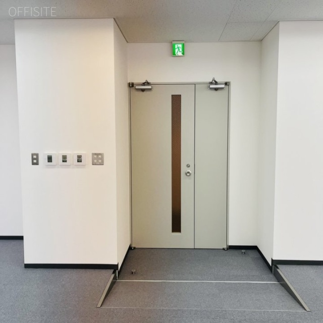 日本薬学会長井記念館 基準階 室内