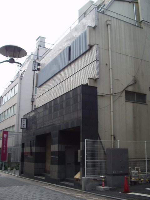 楽ビル 外観