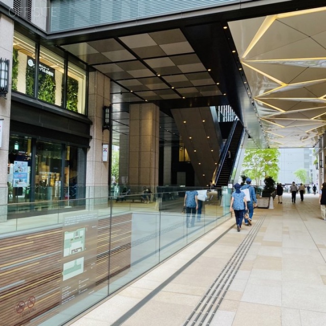 京橋エドグラン エントランス