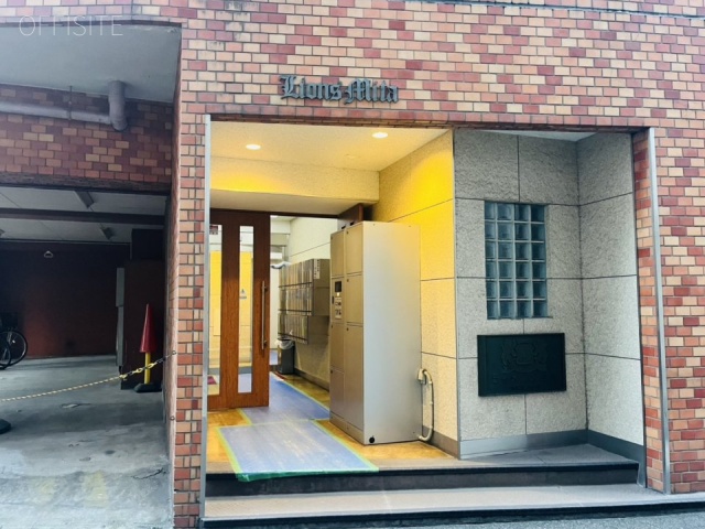 ライオンズ三田 エントランス