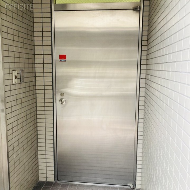 ATK千駄木ビル 通用口